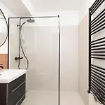 Dandelion Elegance Apartment